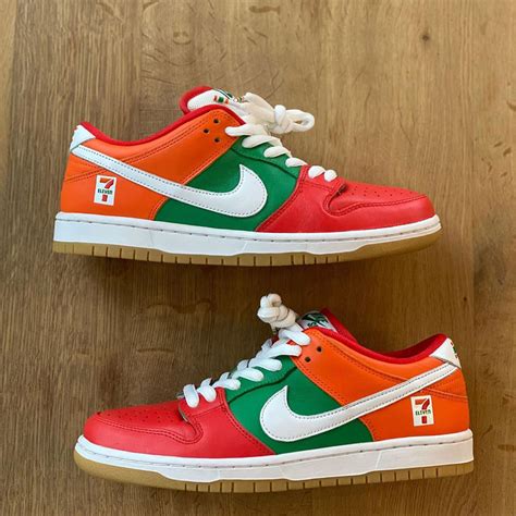 7 eleven x Nike sb low